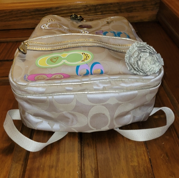 Coach Signature Poppy Applique Backpack Rare Limited Edition F17939 - Picture 14 of 16